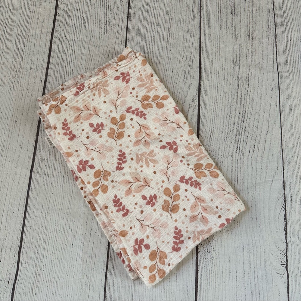Kyle & Deena floral cotton light weight swaddle blanket
